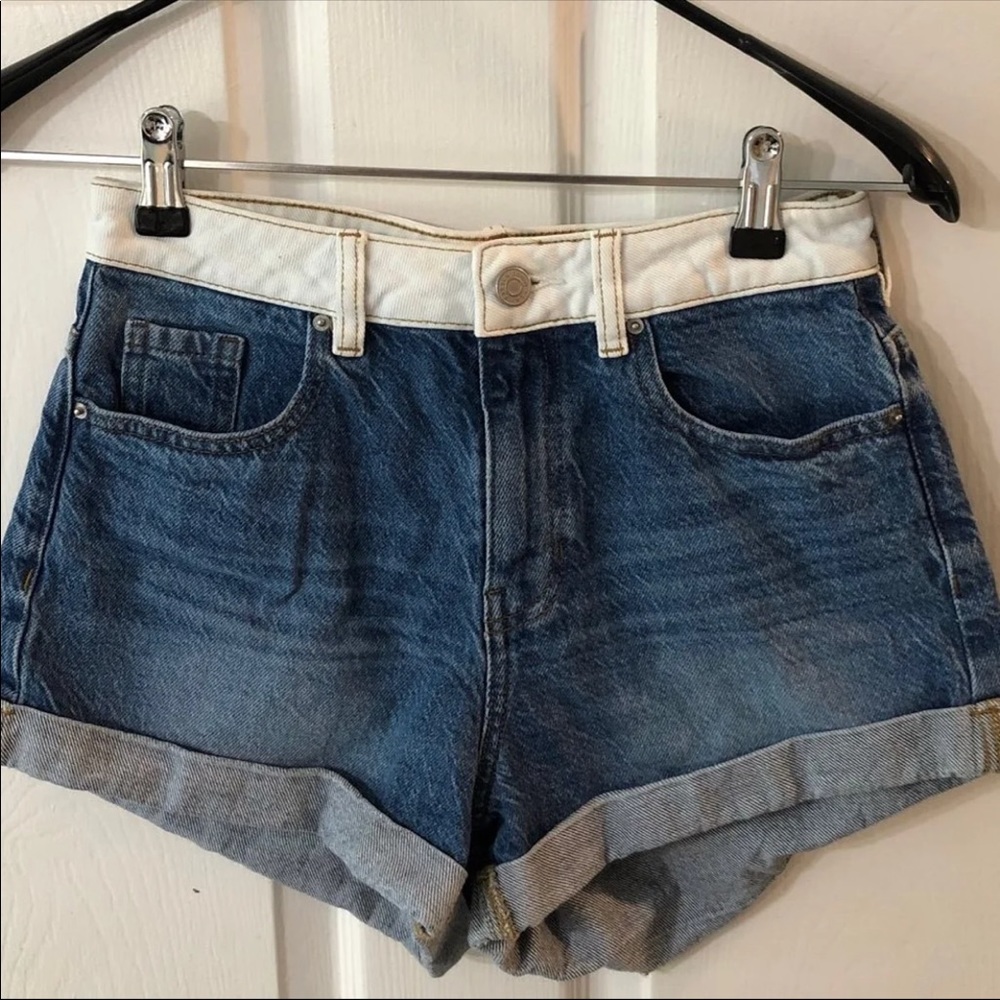 Pacsun Mom Shorts 
Sz 25